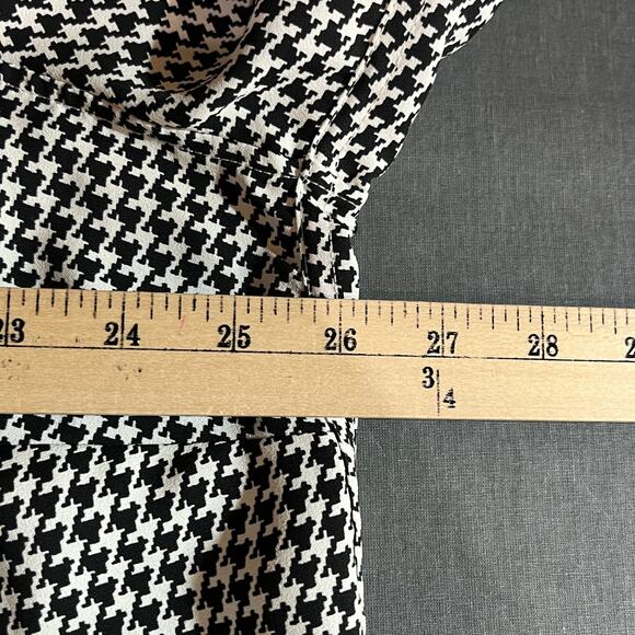 Chaps Shirt Womens Size 1X Black White Houndstooth Button Up Long Sleeves Casual - Picture 8 of 8